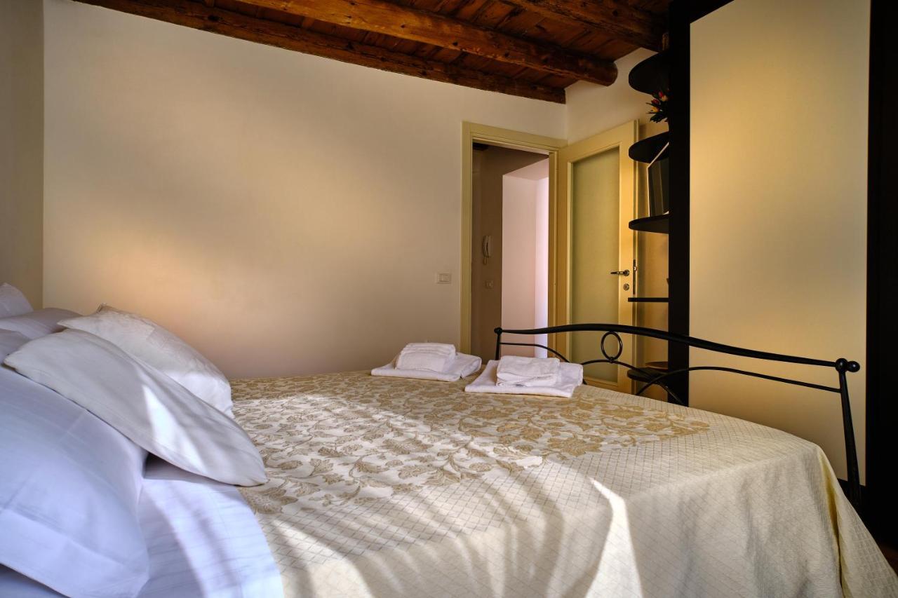 Appartement Il Vecchio Cortile à Vérone Extérieur photo